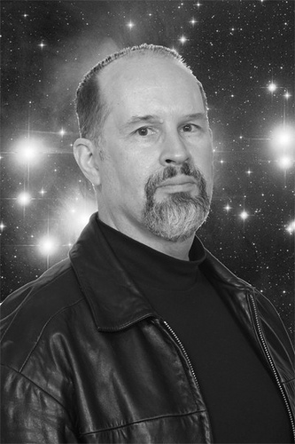 Portrait of author Timothy Zahn