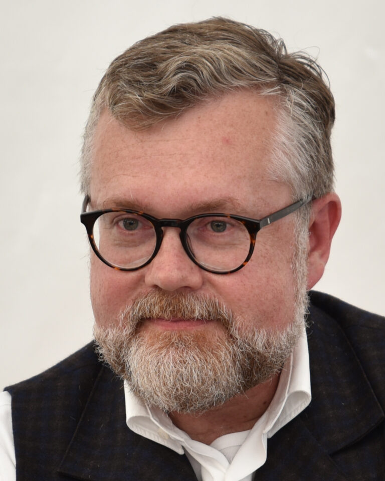 Portrait of author Martin Groman